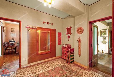 Apartament clasic si spatios, situat in centrul istoric al orasului - 9