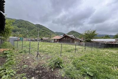 Teren de 580 mp, în Siriu - 2