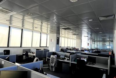 COMISION 0 / Cladire de birouri clasa A / Birou ultrafinisat - 3