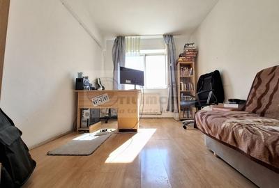 Liber, de vanzare apartament 3 camere Valea Lupului Iasi, baie cu geam - 13