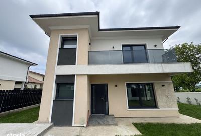Casă cu 4 camere în Valea Ursului - 2