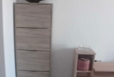 Garsonieră decomandată în Titan - 3