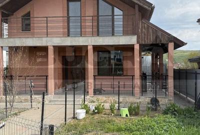Casă individuală cu 4 camere cu Canalizare în Câmpenești - 2