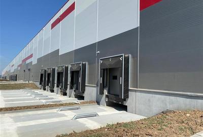 Spațiu industrial, de 5,000 mp, în Central