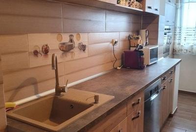 Apartament de vanzare 3 camere Tatarasi - 4