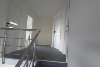 Casă cu 4 camere cu Teren 380 Mp în Berceni - 11