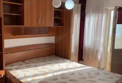 Apartament cu 3 camere semidecomandat în Lugoj - 1