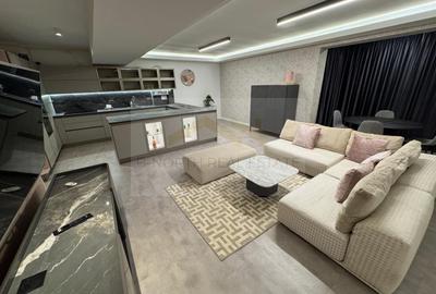 Apartament cu 3 camere semidecomandat în Pipera