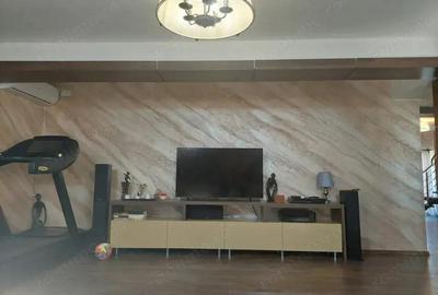 Apartament cu 4 camere în Central - 3