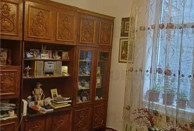 Apartament cu 3 camere semidecomandat în Central - 4