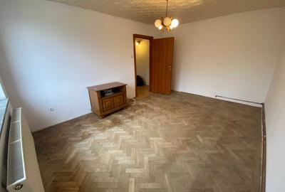 Apartament cu 2 camere decomandat în Titulescu - 6