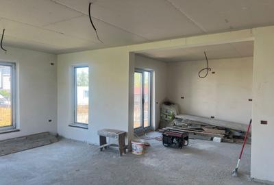 Casă cu 3 camere în Agigea - 4