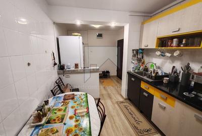 Vanzare apartament 4 camere - Rahova - str. Soldat Croitoru - 27