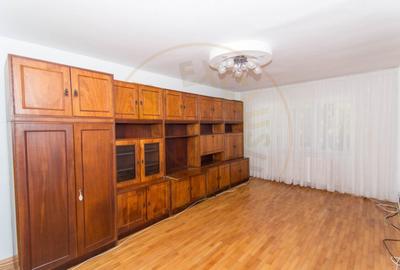 Apartament cu 3 camere decomandat în Central - 2