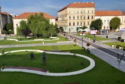 Apartament cu 3 camere semidecomandat în Central - 3