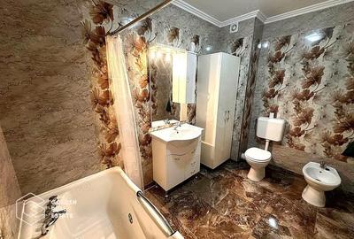 Apartament cu 3 camere decomandat în Intim - 3