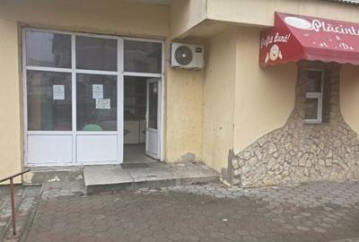 Spațiu comercial, de 30 mp, în Central - 4