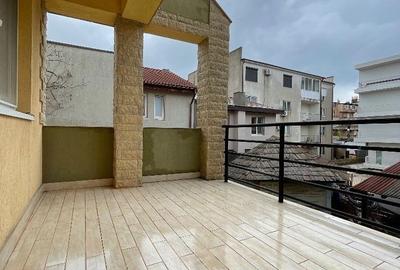 Casă cu 8 camere cu Teren 300 Mp în Nord - 13