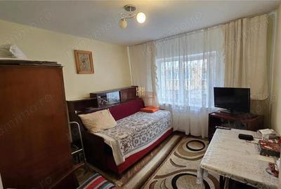 Apartament 3 camere Cartier Zamca De Inchiriat 0727817187 - 1