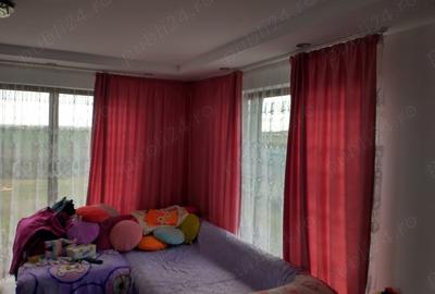 Casă cu 5 camere cu Teren 250 Mp în Păulești - 8