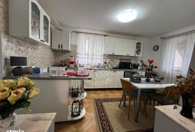 Casă cu 4 camere cu Canalizare în Jelna - 1