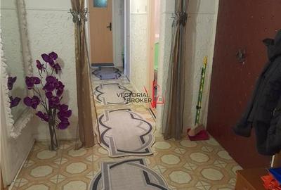 Apartament cu 3 camere decomandat în Dristor - 4