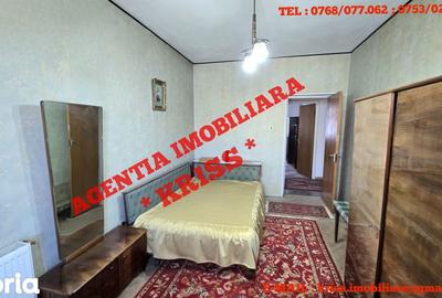 Apartament cu 3 camere semidecomandat în Trivale - 2