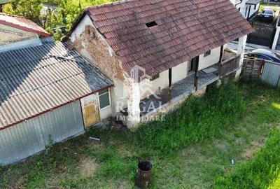 Casa de vanzare cu teren generos 2.500 mp - 5