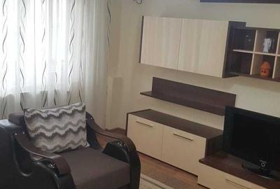 Apartament cu 3 camere decomandat în Eroilor - 1