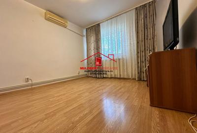 Apartament cu 3 camere decomandat în C5 - 2