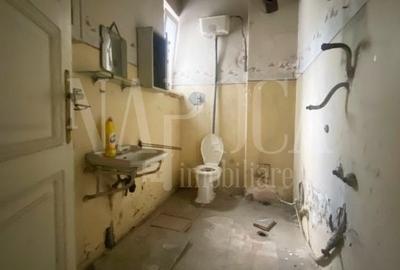 Apartament cu 3 camere semidecomandat, mobilat în Central - 9