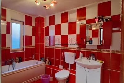 Casă cu 4 camere cu Teren 282 Mp în Apărătorii Patriei - 4