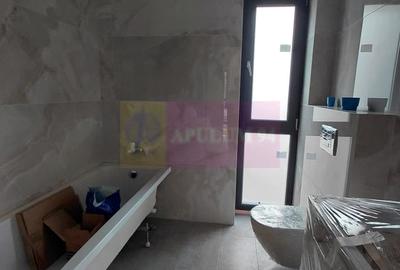 Casă cu 4 camere cu Teren 117 Mp în 1 Decembrie - 18