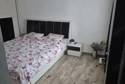 Apartament cu 3 camere semidecomandat în Rahova - 2