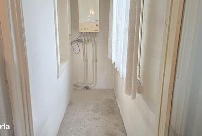 Apartament cu 2 camere decomandat în Gojdu - 2