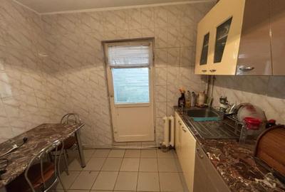 Apartament 3 camere confort 1 decomandat, Dorobantilor, etaj - 3