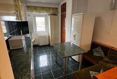 Apartament cu 3 camere decomandat, mobilat în Tomis III - 7