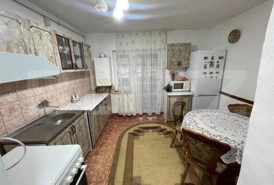 Apartament cu 3 camere, Carpati 2 - 7