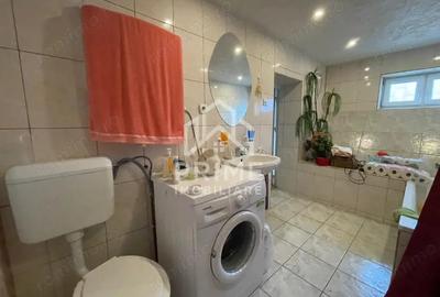 Casă cu Canalizare în Central - 2