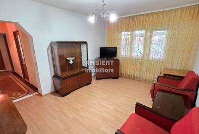 Apartament cu 3 camere semidecomandat, mobilat în Donici - 2