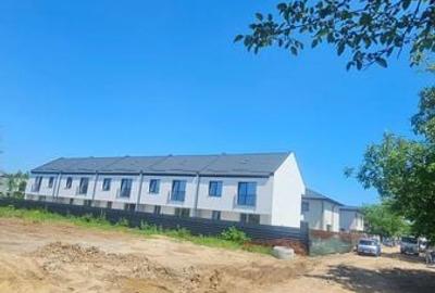 Casă cu 4 camere cu Teren 200 Mp în Central - 3
