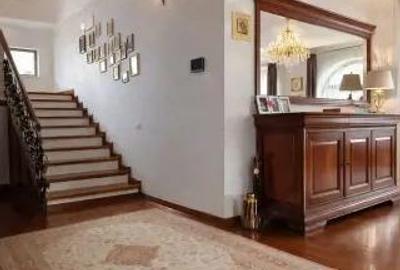 Casă cu 6 camere cu Teren 718 Mp în Central - 3