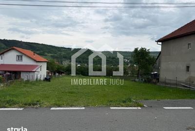 Teren de 1270 mp, în Chinteni