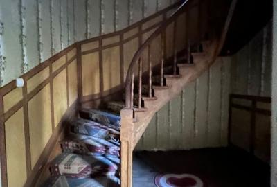 Casă cu 4 camere în Nicolae Bălcescu - 1