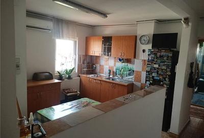 Apartament cu 2 camere decomandat, mobilat în Dâmbovița - 6