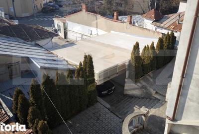 Spațiu comercial, de 550 mp, în Calea Severinului - 8