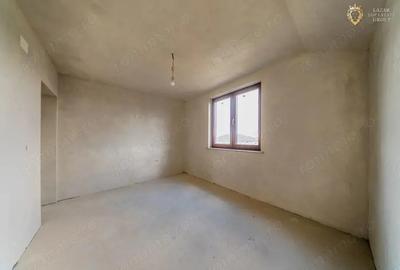 Vila moderna noua de vanzare in Sanleani - 13