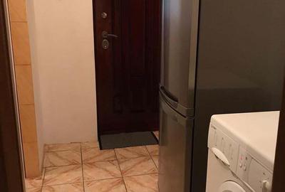 Garsonieră decomandată în Colentina