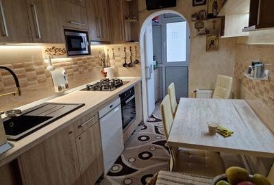 Apartament cu 2 camere decomandat în Alexandru cel Bun - 1