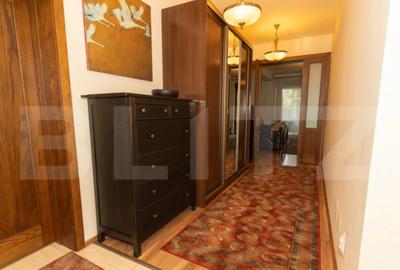 Casă cu 8 camere cu Piscina în Central - 18